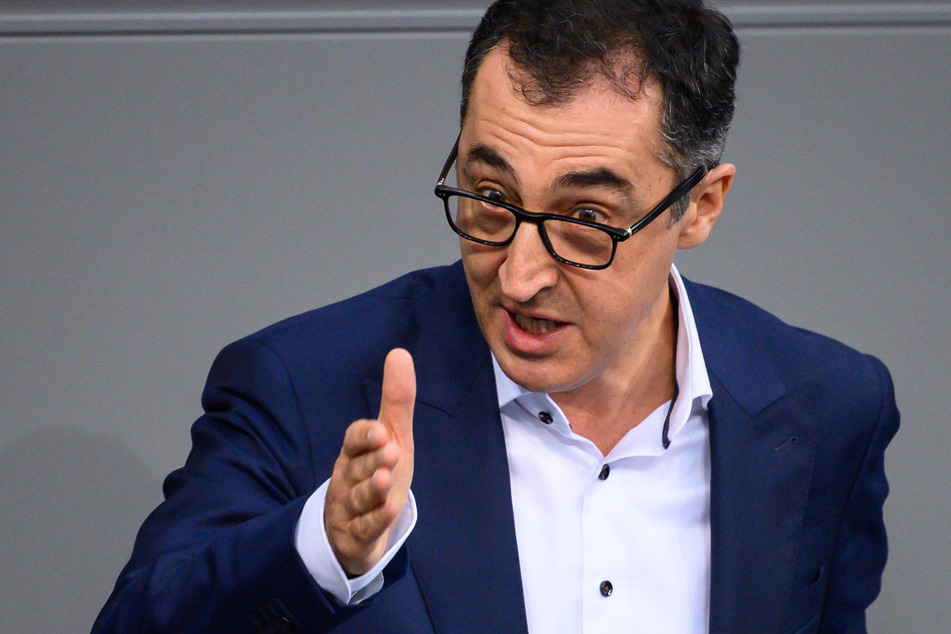 Für die Grünen im Bundestag: Cem Özdemir (55).
