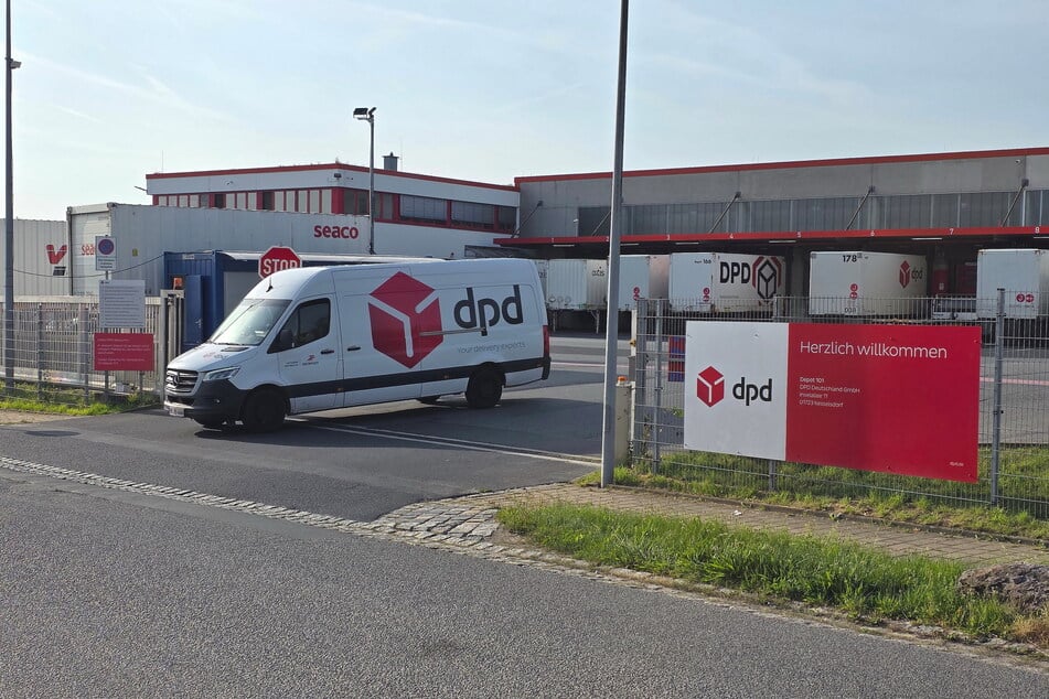 Aus diesem Verteilzentrum klauten die dreisten Diebe containerweise Post.