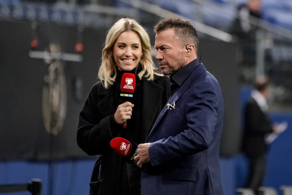Lothar Matthäus (62, r.) wird die RTL-Zuschauer auch künftig mit seinem Fachwissen beglücken, während Moderatorin Laura Papendick (34) vor ihrer Rückkehr steht.