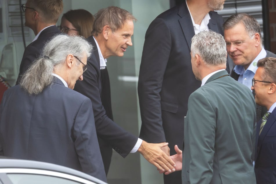 VW-Chef Oliver Blume (58, M.) besuchte vergangene Woche das Werk in Zwickau.