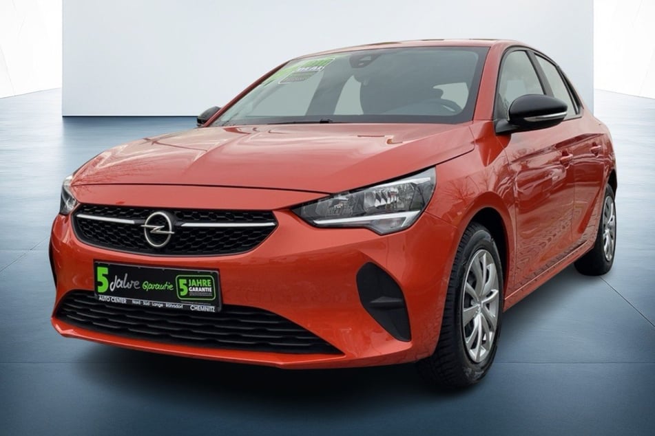 Abbildung zeigt Sonderausstattung.