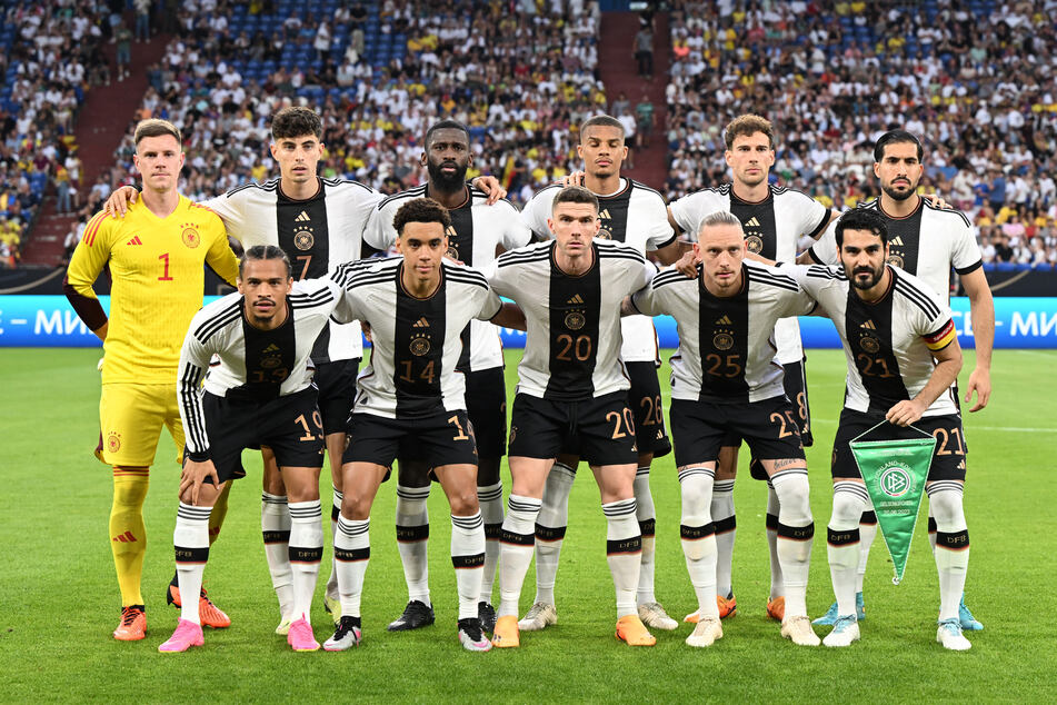Momentan enttäuscht die deutsche Männer-Nationalmannschaft mit schlechten Leistungen.