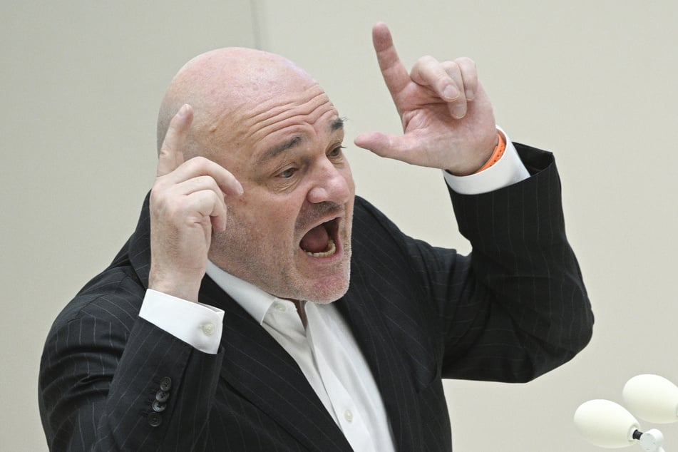 Finanzminister Robert Crumbach (63) hatte das BSW am Montag verlassen.