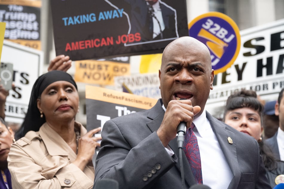 Newark Mayor Ras Baraka speaks to supporters on May 15, 2025, after exiting the courthouse where he attended a status conference on the Trump administration's charge that he trespassed at the Delaney Hall immigration detention center.