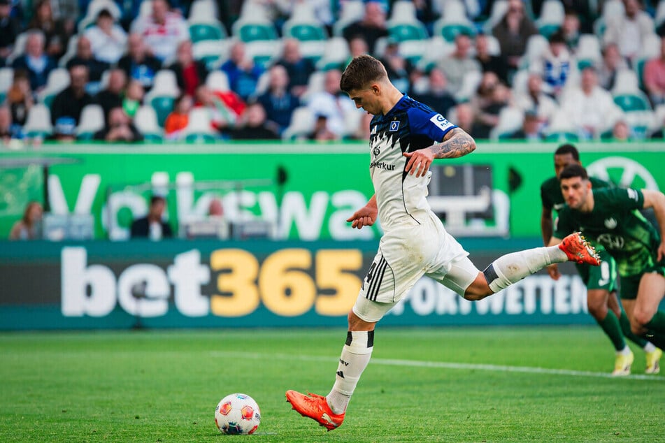 HSV-Profi Luka Vuskovic (19) verwandelte einen der drei Elfmeter und hatte somit seinen Anteil am Bundesliga-Rekord.