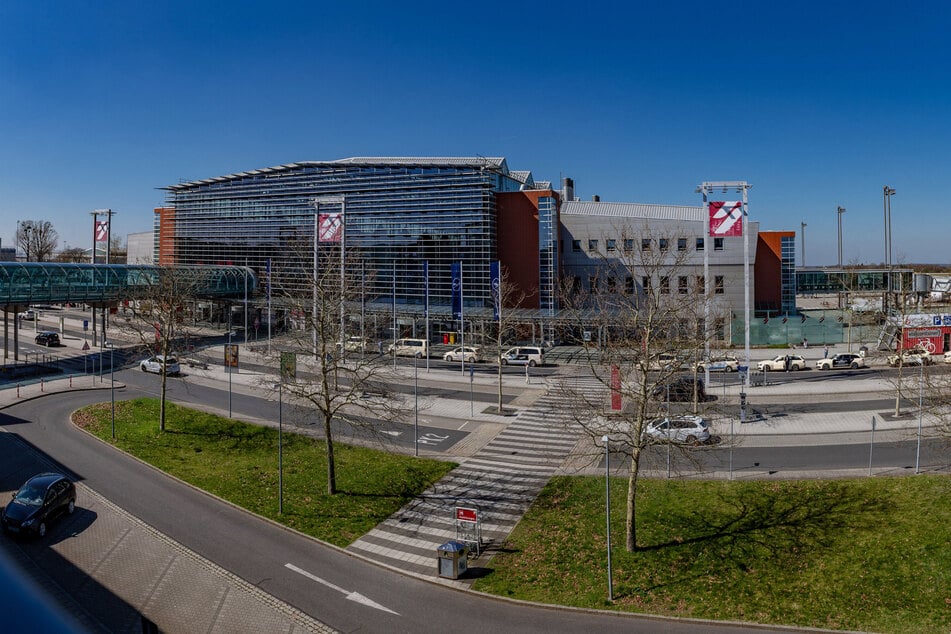 Der Flughafen Dresden lockt in der Sommersaison mit neuen Zielen. (Archivfoto)