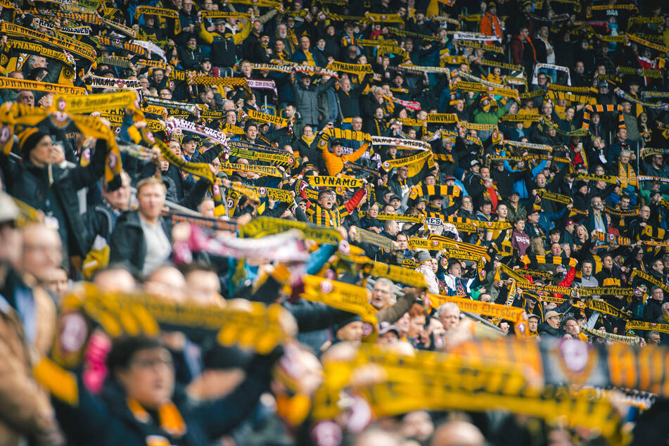 Sowohl beim "12. Mann" vor dem Anpfiff als auch bei der Mitbestimmung im Verein: Hier zählt jede Stimme.