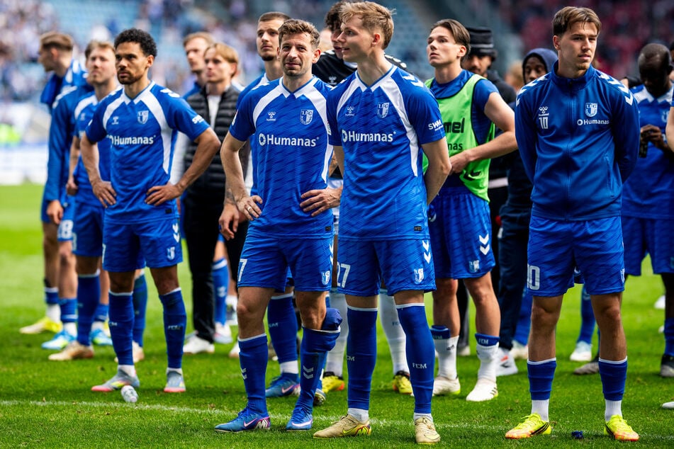 Gleich zwölf FCM-Spieler wurden am Sonntag nach dem Spiel verabschiedet.