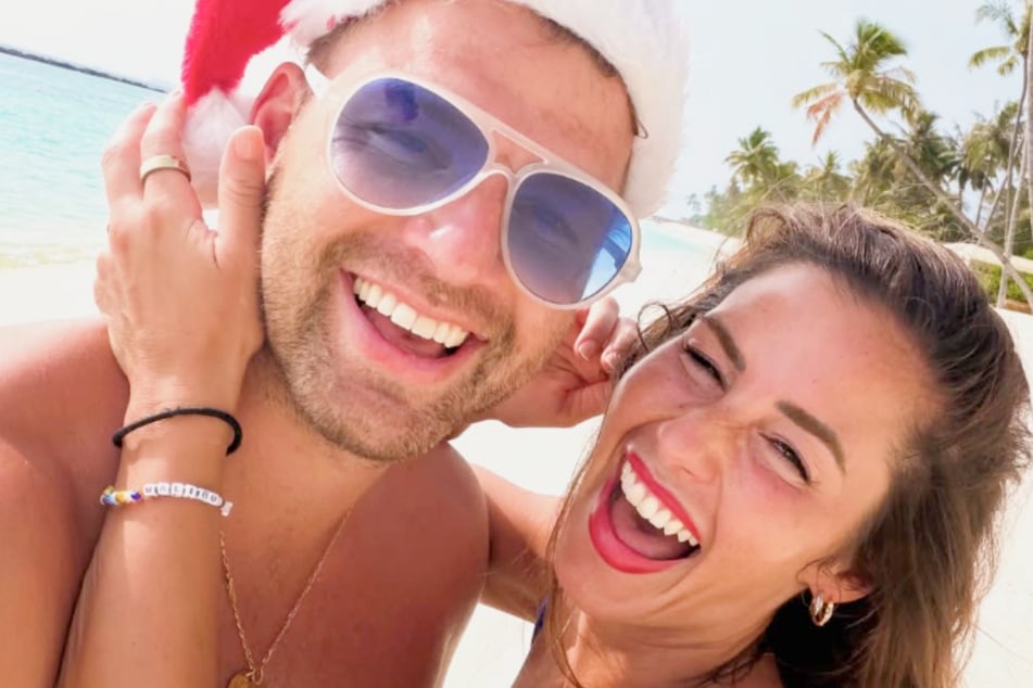 Sarah Engels (34) genießt auf den Malediven einen Traumurlaub mit Gatte Julian (33) und Tochter Solea (4).
