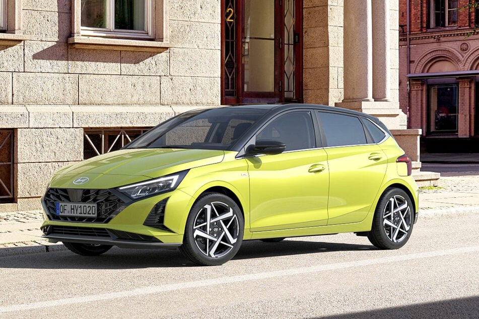 Fahrzeugabbildung zeigt ggf. aufpreispflichtige Zusatzausstattung.