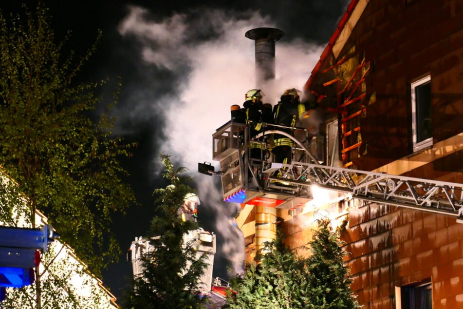 Die Feuerwehr musste am Freitag zu einem Einsatz in der Menglinghauser Straße in Dortmund.