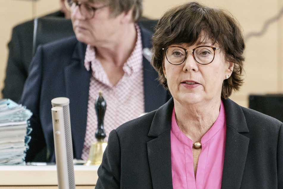 Sabine Sütterlin-Waack (63, CDU) ist Innenministerin in Schleswig-Holstein. (Archivbild)