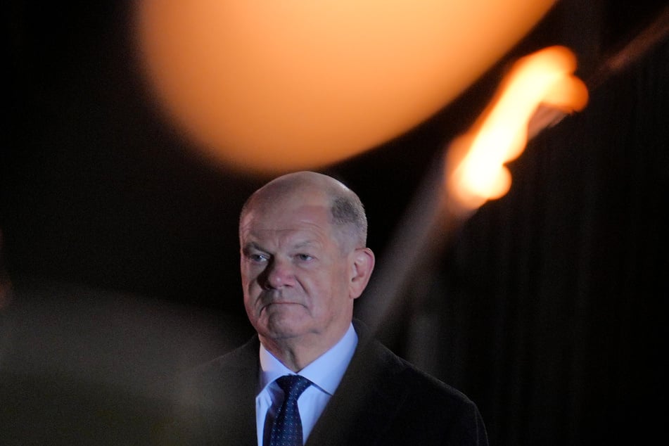 Mit dem Großen Zapfenstreich wurde Olaf Scholz (66, SPD) am Montag auch symbolisch aus dem Kanzleramt entlassen.