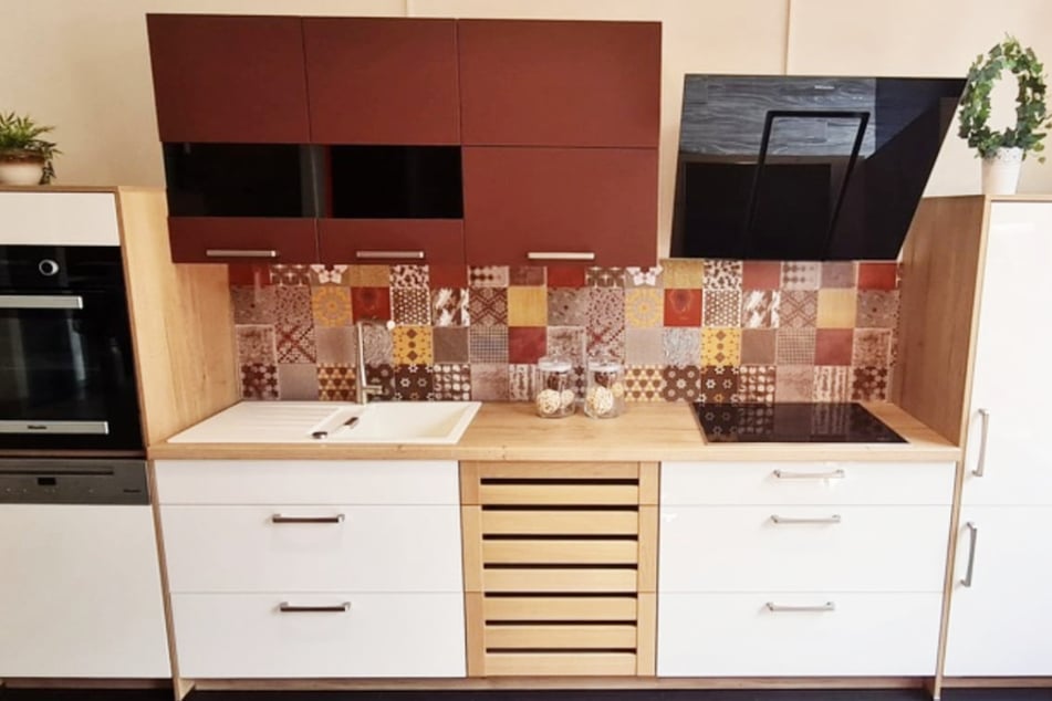 Mit der Nobilia-Küchenzeile "Flash" steht dem Familienessen an Heiligabend nichts mehr im Weg.