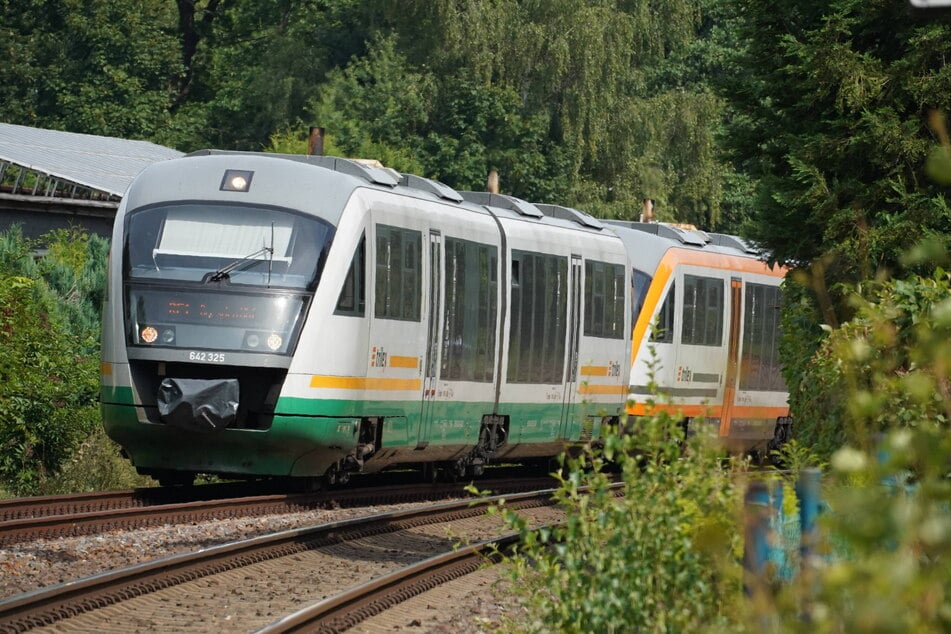 Die Länderbahn trilex verbindet heute die Städte Dresden - Görlitz - Zgorzelec.