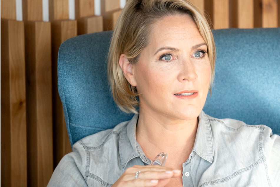 Kurz vor ESC-Finale - Judith Rakers übt scharfe Kritik: "Finde das fürchterlich!"