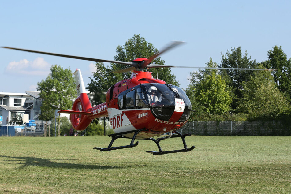 Der Rettungshubschrauber "Christoph 38" brachte die Frau in Sicherheit.