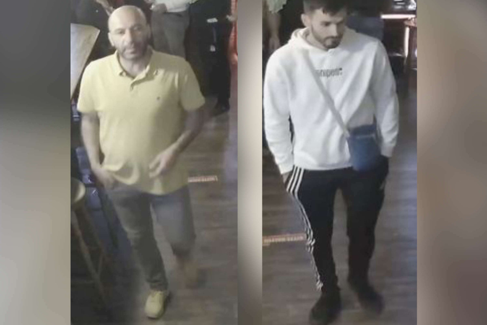 Mit Bildern fahndet die Polizei nach zwei mutmaßlichen Erpressern, die im Juni einen 57-Jährigen in einer Kölner Gaststätte bedrängt haben sollen.
