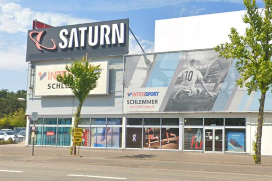 Saturn Kaiserslautern auf der Merkurstraße 62-64.