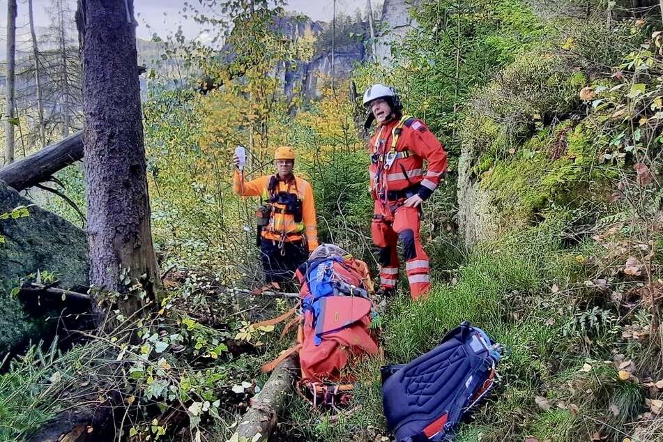 Bei einem Sturz in der Wolfsstiege verletzte sich eine Sauerländerin (73).