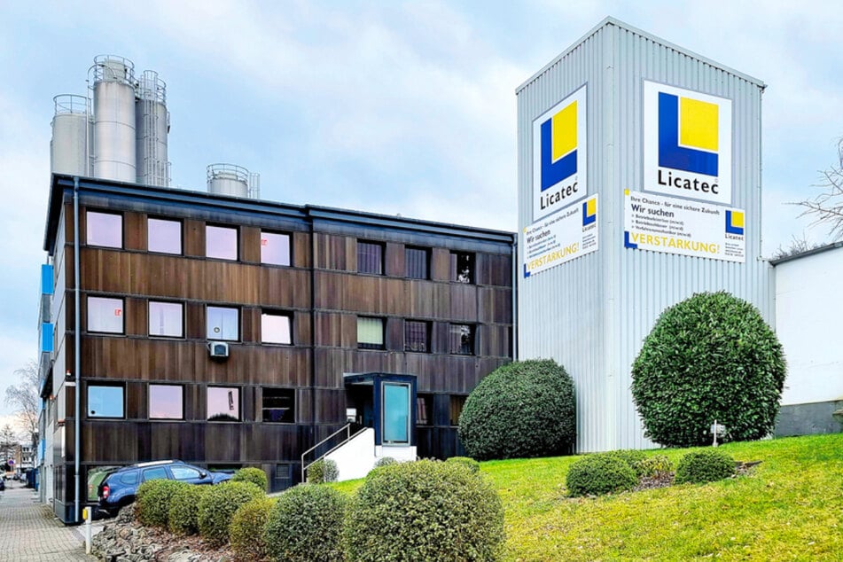 Tolles Jobangebot: Licatec Profilextrusion GmbH stellt Betriebselektriker/ Mechatroniker (m/w/d) ein.