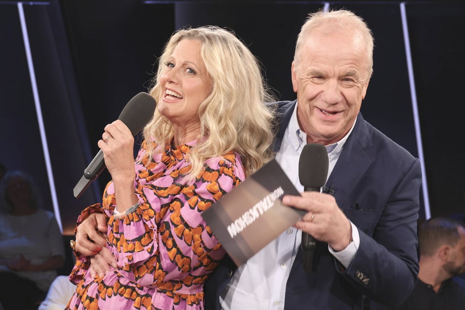 Moderiert wird die Sendung von Barbara Schöneberger (51) und Hubertus Meyer-Burckhardt (69).