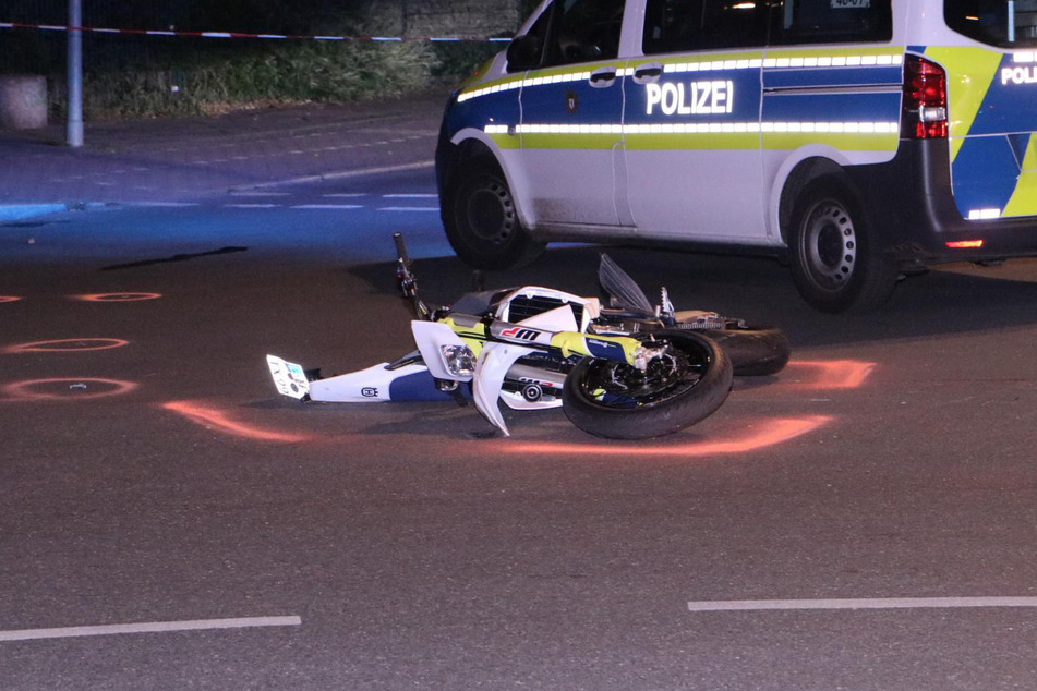 Der 22-jährige Motorradfahrer musste ins Krankenhaus.