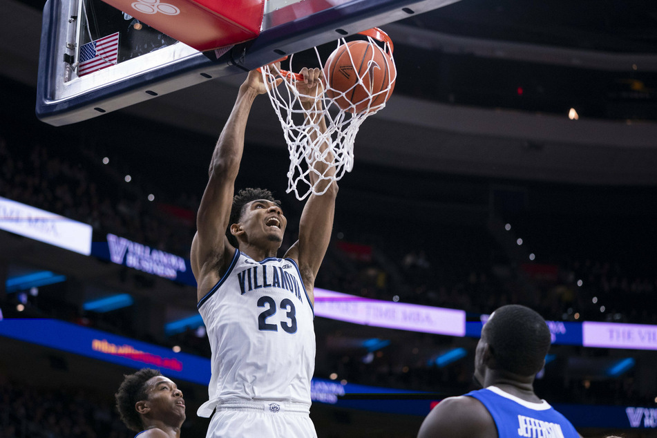 Wildcats forward Jermaine Samuels led his team to a third-round win with a game-high 22 against Michigan.