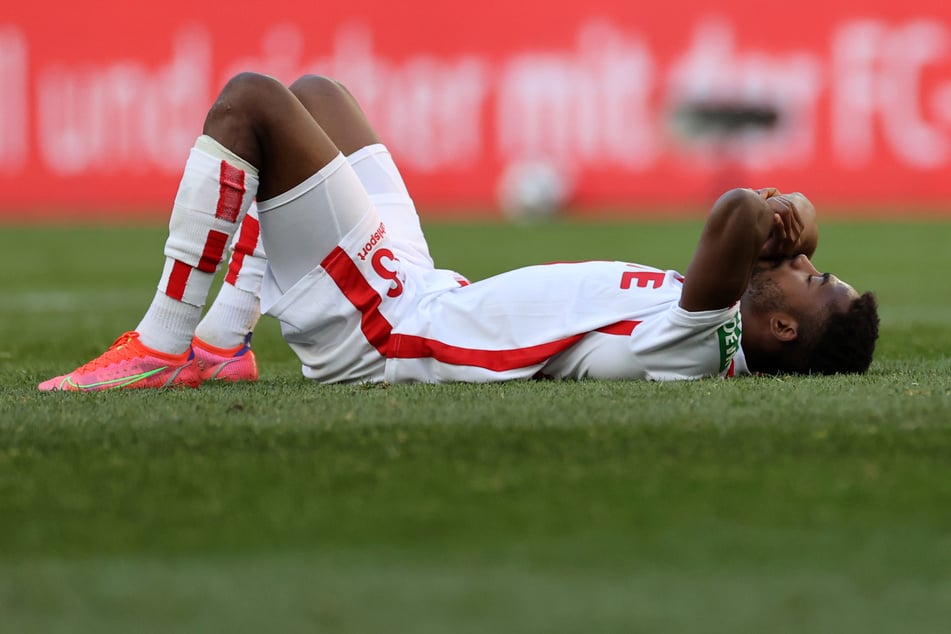 Leih-Stürmer Emmanuel Dennis (23) kann beim 1. FC Köln nicht die erhofften Erfolge vorweisen.