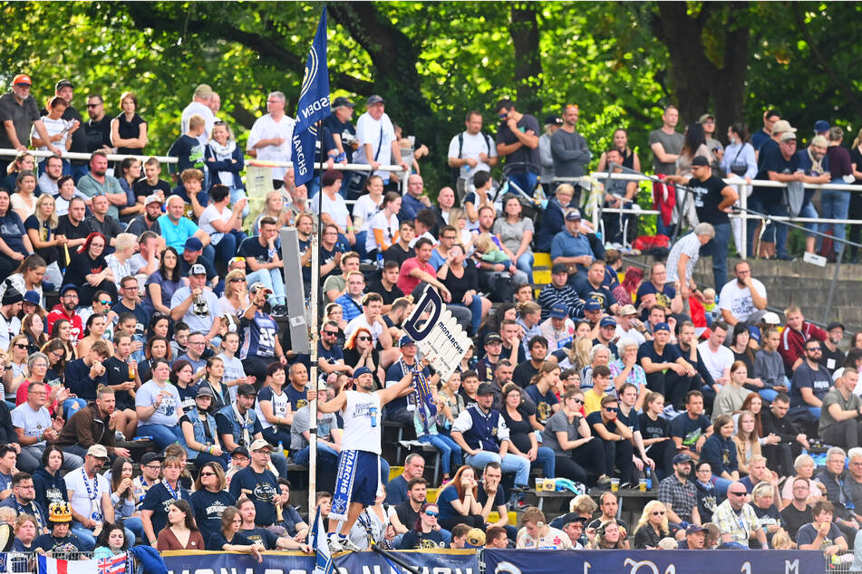 2410 Fans bildeten eine tolle Kulisse.