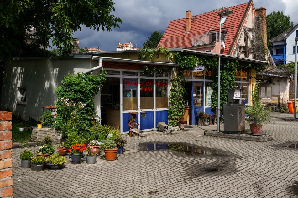 In diesem kleinen Handwerksbetrieb in Pirna geht es scharf zur Sache.