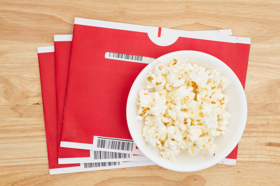 Netflix shutters DVD-by-mail service with one last mystery shipment
