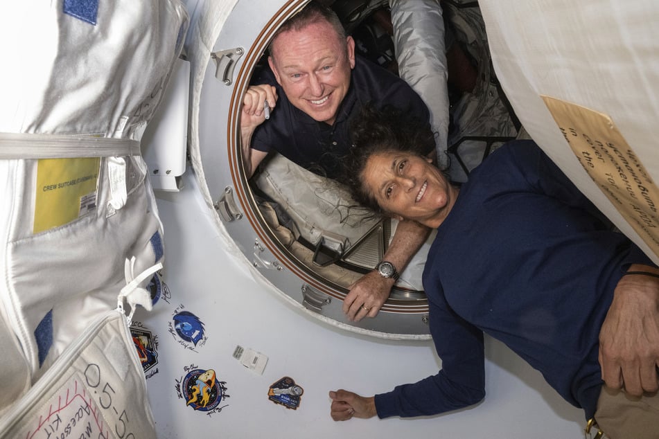 Barry "Butch" Wilmore (62, l.) und Suni Williams (59) sind nach neun Monaten auf der ISS auf dem Weg zurück auf die Erde.