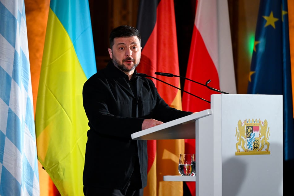 Der ukrainische Präsident Selenskyj (48) zeigt sich bei der Münchner Sicherheitskonferenz verhandlungsbereit - und setzt vor allem auf die Europäer für einen "gerechten Frieden".