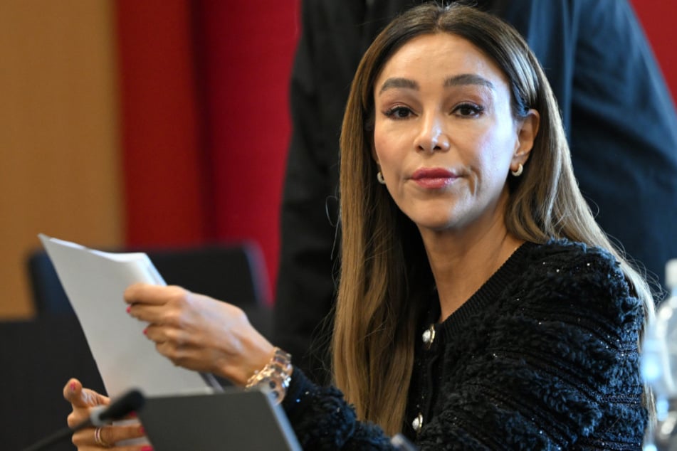 Die Moderatorin kämpft um einen Schadensersatz von mehr als einer Million Euro.