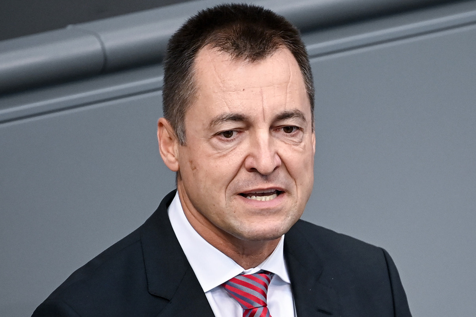 Auch der Bundestagsabgeordnete Torsten Herbst (47, FDP) hat viel am bisherigen Umgang mit den Corona-Impfdosen zu bemängeln.