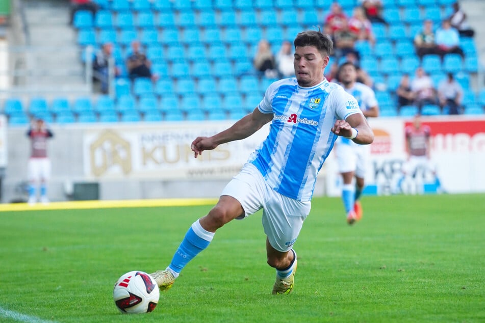 Am Samstag (25.7.) beginnt die neue Saison 26/27 für den Chemnitzer FC, der um den Aufstieg in die 3. Liga kämpfen will.