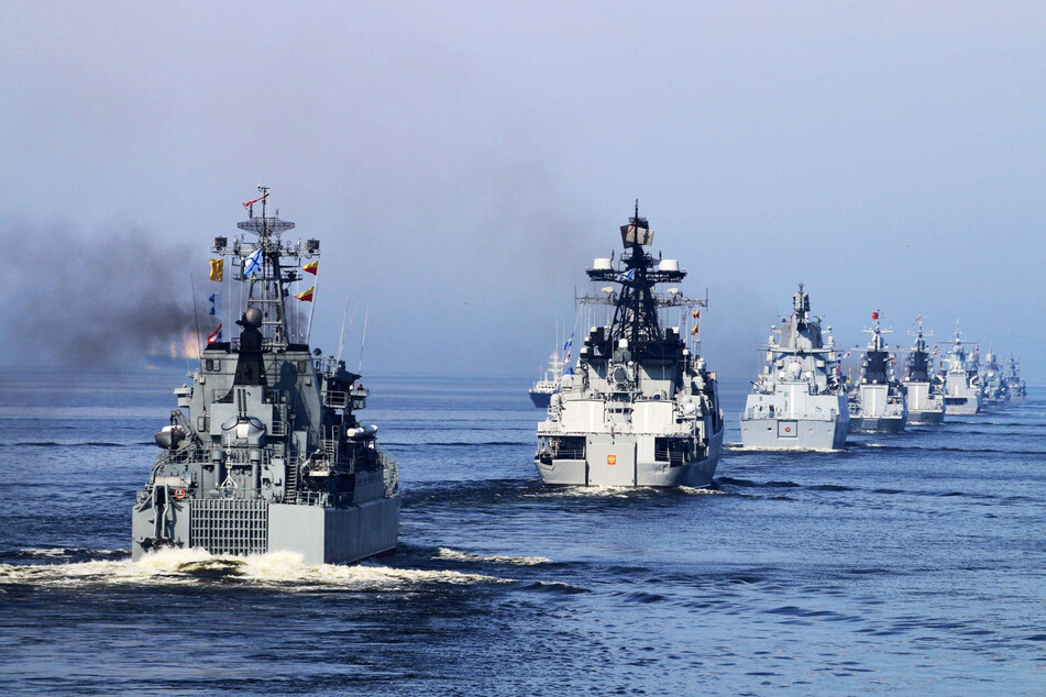 40 Schiffe, mindestens 60 Flugzeuge und circa 10.000 Soldaten der russischen Marine sollen noch im Januar in See stechen.