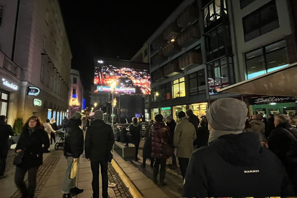 Public Viewing in der Inneren Klosterstraße