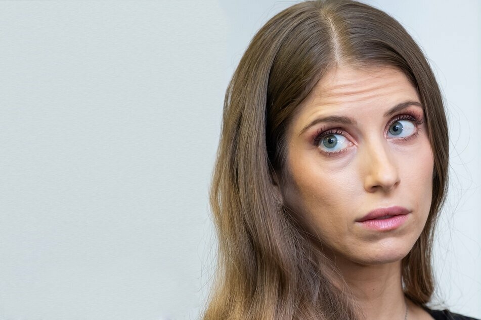 Die Posts von Cathy Hummels (33) und zwei weiteren Influencerinnen beschäftigen den Bundesgerichtshof.