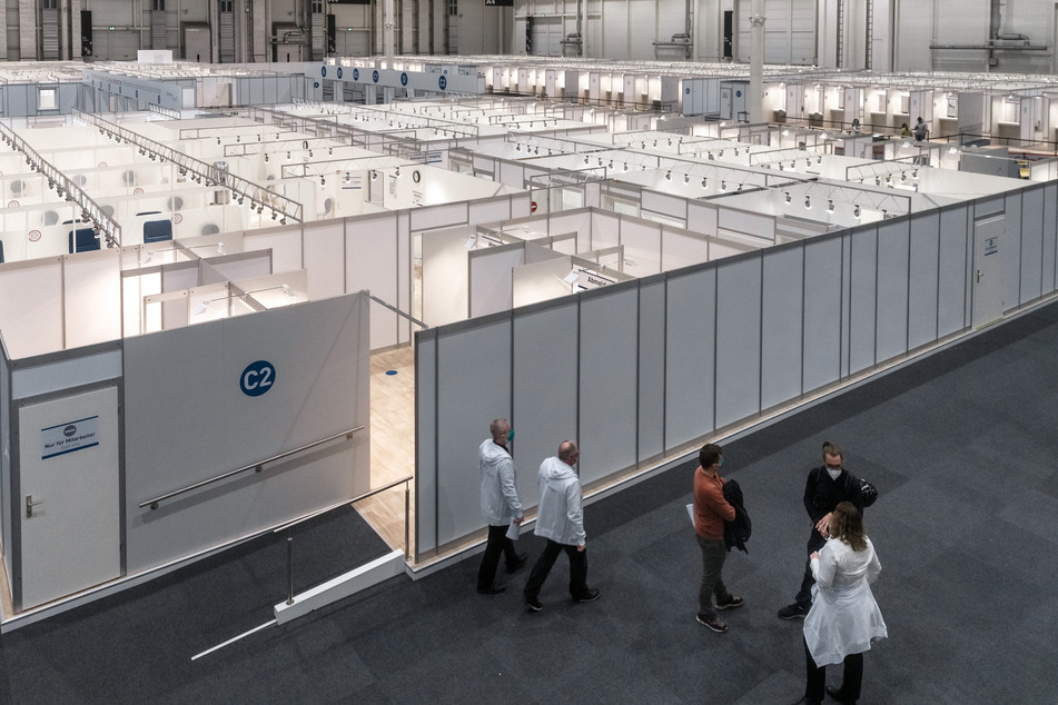 Hamburgs Corona-Impfzentrum ist in der Halle A3 der Hamburg Messe aufgebaut.