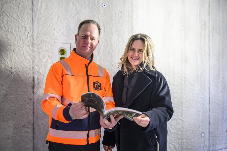 Daniel (49) und Linda Hüttner (46) wollen nachhaltiges Bauen etablieren - und beginnen in der eigenen Firma.