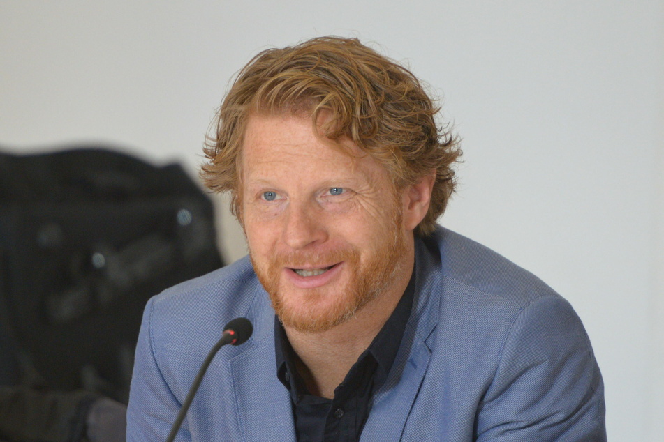 Bürgermeister Michael Stötzer (47, Grüne) lässt Bürger nach ihren Ideen für die Neugestaltung der Zwickauer Straße befragen.