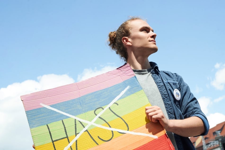 Florian Schierz (22) aus Freiberg trat zur Stadtratswahl an. Er will, dass seine Stadt weltoffen bleibt.