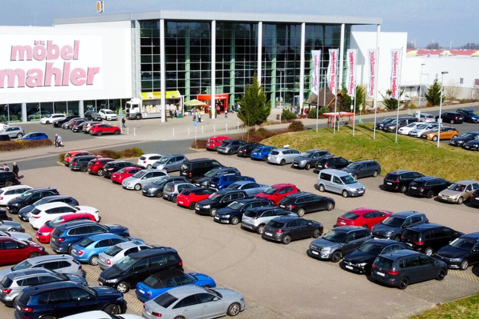 Das Team von Möbel Mahler freut sich auf Euren Besuch.