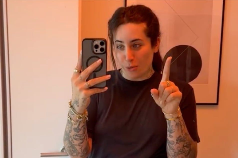 "Dschungelcamp"-Teilnehmerin Jolina Mennen (32) ist fast ein Jahr trocken.