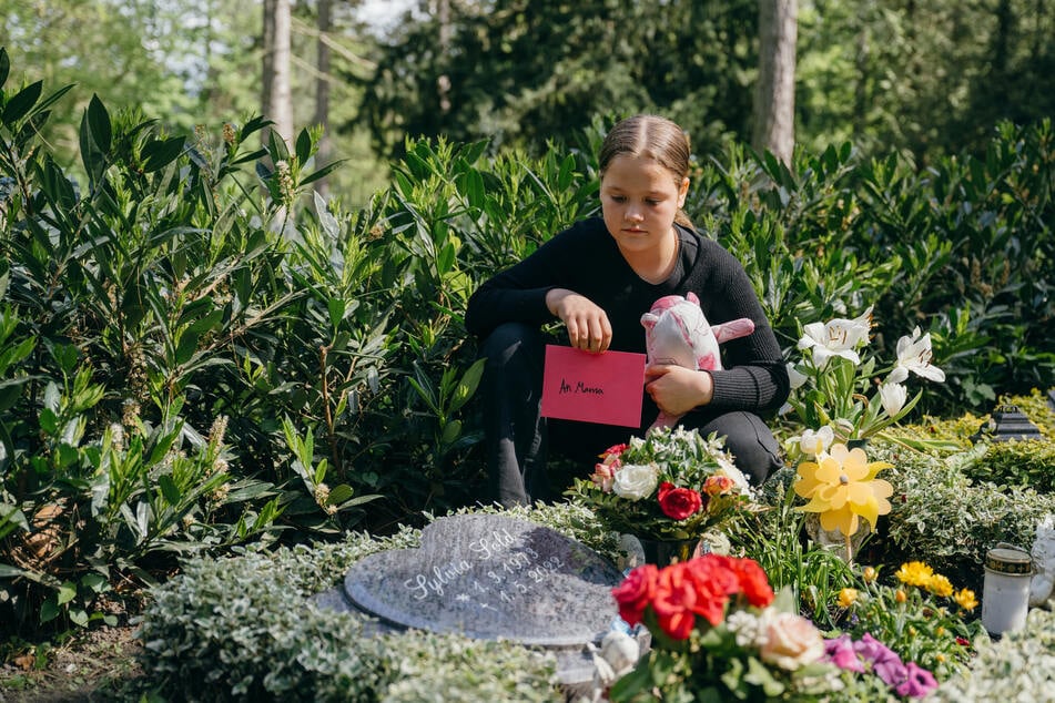 Ashley (10) war erst acht Jahre alt, als ihre Mama Sylvia an Leukämie starb.