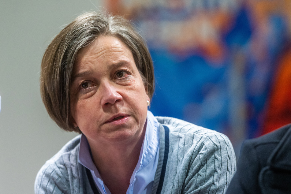 Für OB-Kandidatin Almut Patt (51, CDU) gehört ein schöner Tierpark genau so zur Stadt-Kultur wie Kunst und Musik.