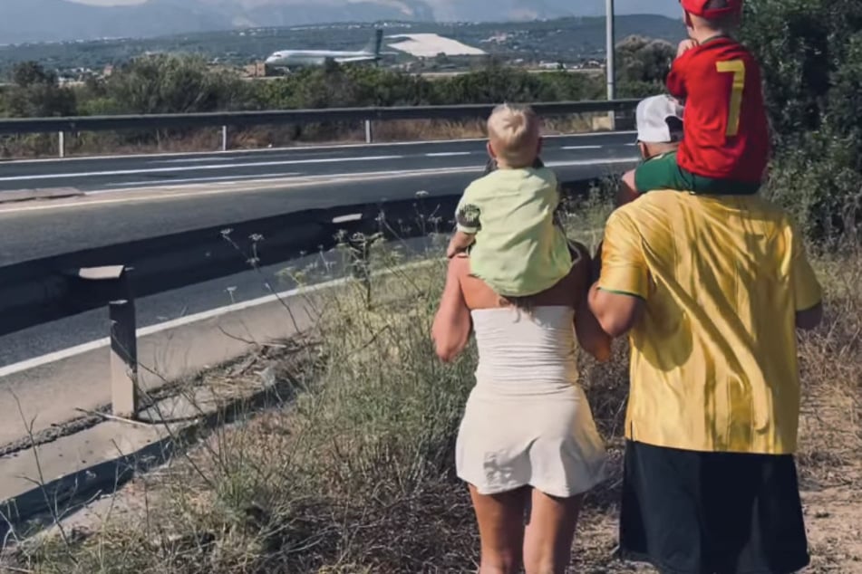 Die Influencerin weilt derzeit mit ihrem Ex-Verlobten Pietro Lombardi (34) auf der Ferieninsel.