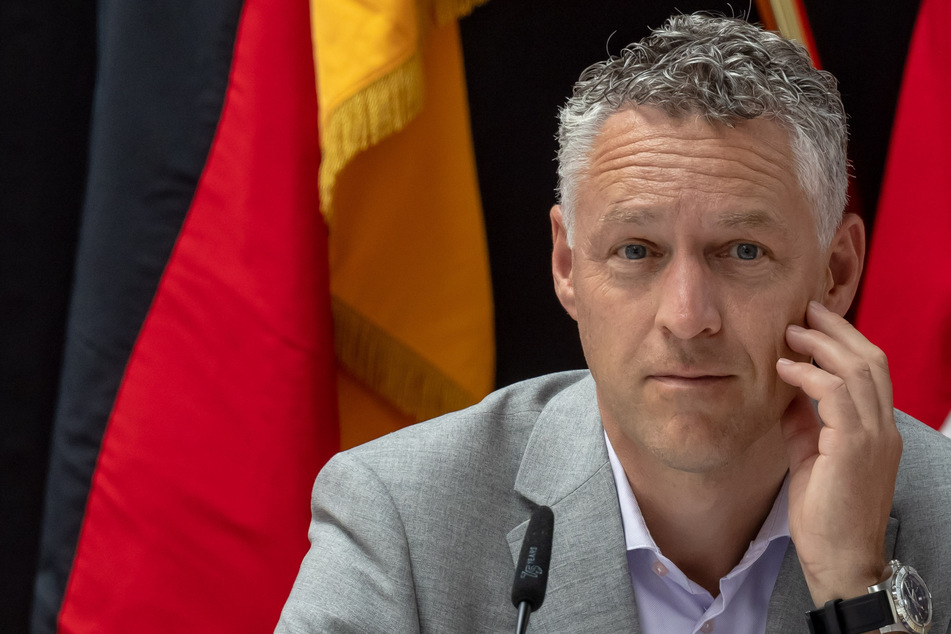Neun Stimmen Vorsprung: CDU-Kandidat schafft es mit Hängen & Würgen ins Landratsamt